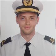 Estudiante de ingeniería náutica. Ofrezco ayuda con materias de la carrera o de ciencias en general y así financiar mis estudios